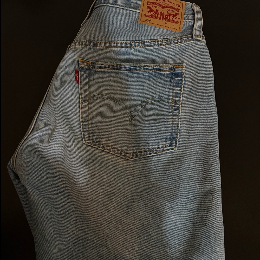 Levi's Classic Blue Men's Straight Jeans